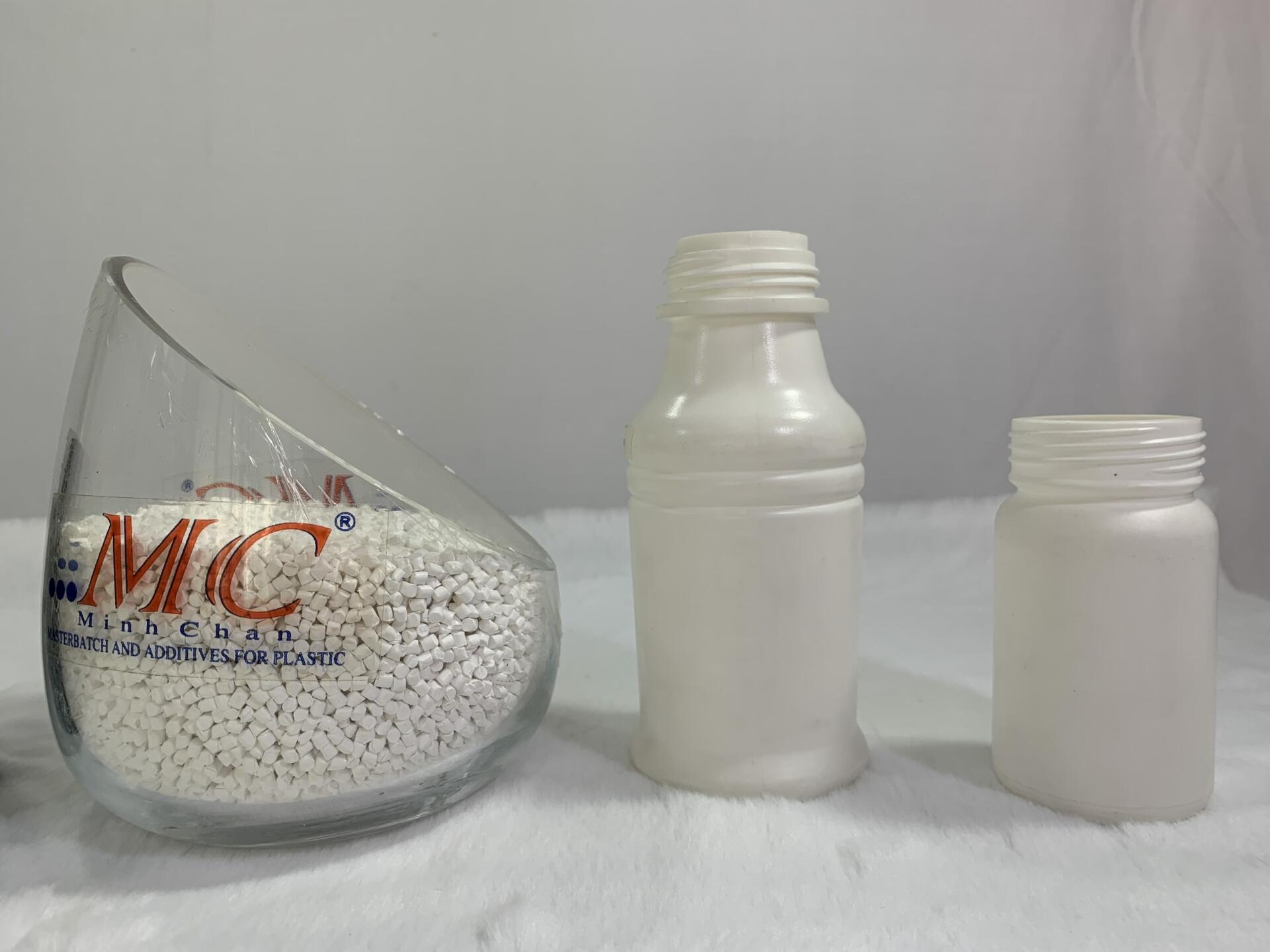 z4260697618408_4dbbd82141debc00e5a24cc0f0764195